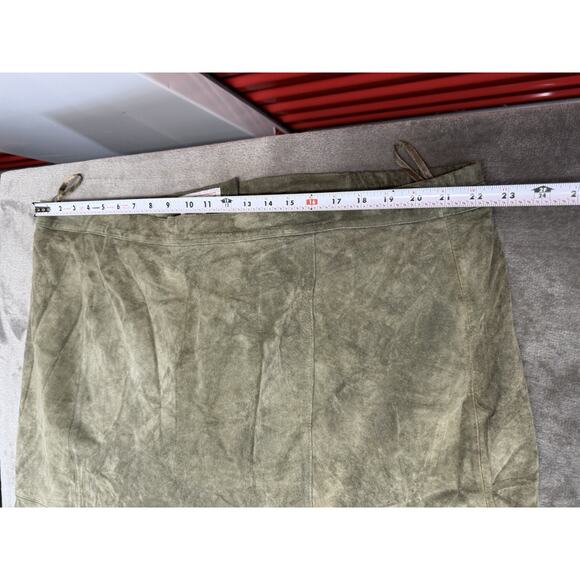 Vintage G.J.Hook Suede Leather Skirt Green 26W Button Zip Closure - Picture 7 of 10